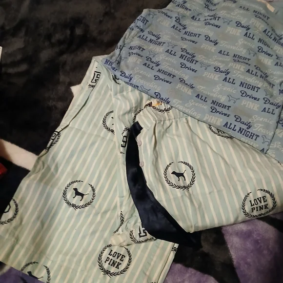 PINK Victoria's Secret Blue Ribbed Top - Picture 7 of 7